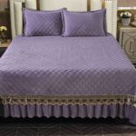 Set Cuvertura Catifea 230x250cm 3 Piese Broderie Mov + 2 Fete Perna Luxoasa Rafinata