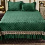 Set Cuvertura Catifea Verde 230x250cm 3 Piese cu Broderie si 2 Fete Perna