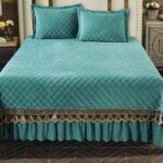 Set Cuvertură Catifea 230x250cm 3 Piese Broderie Turcoaz + 2 Fete Pernă Elegante
