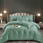Lenjerie King Size 6 Piese Verde Deschis cu Elastic Damasc Finet - Confort și Eleganță pentru Dormitor