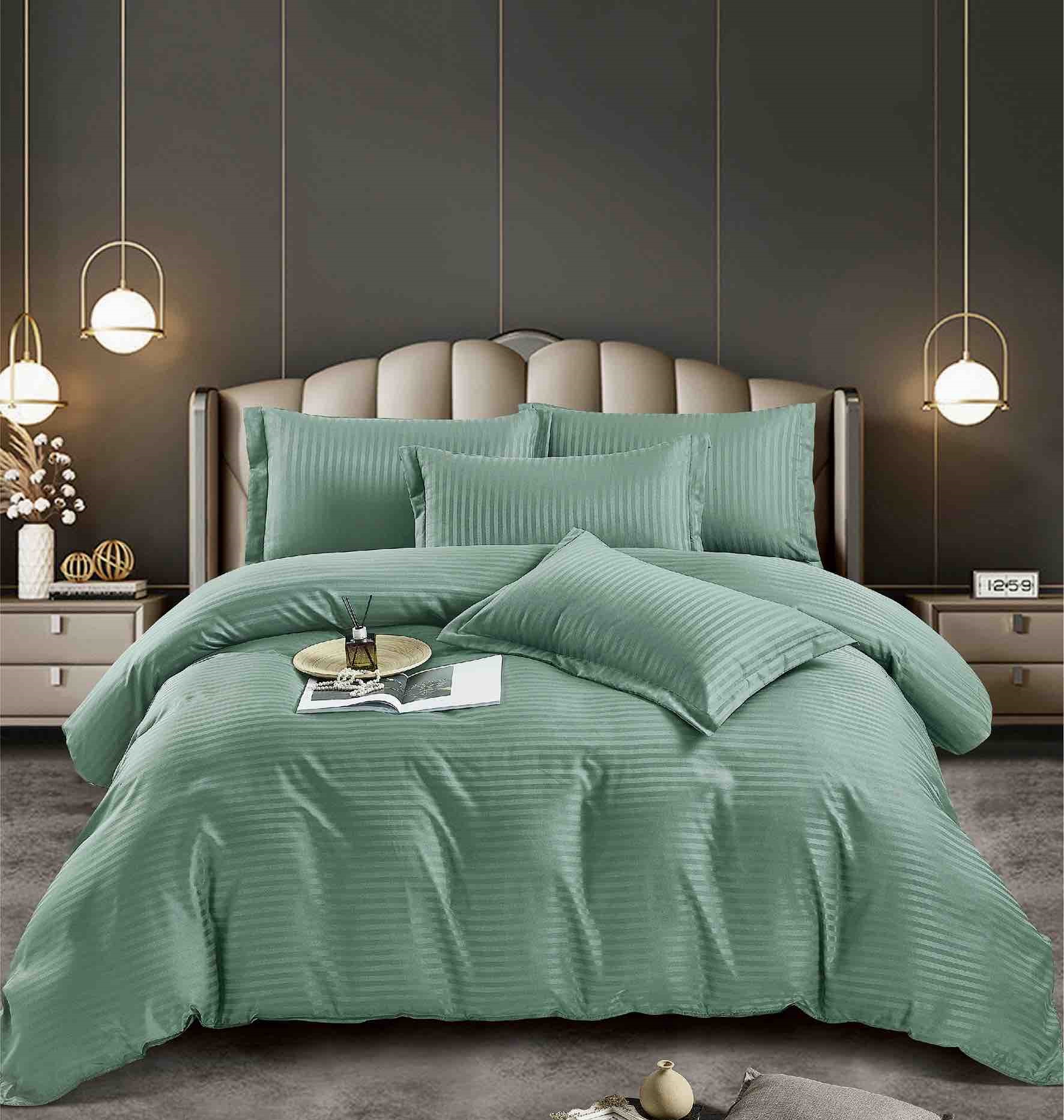 NdaCGXb7q2dk9jwgr-7 Lenjerie King Size 6 Piese Verde Deschis cu Elastic Damasc Finet - Confort și Eleganță pentru Dormitor - imagine 1