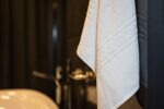Set 12 Prosoape Hoteliere 50x90cm Bumbac Pakistanez 500g/mp Alb Optical Greek Border - imagine 2
