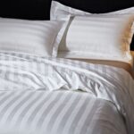 Set 10 Lenjerii Hoteliere Duble Damasc Satinat Bumbac 2 cm Dunga - Calitate Superioară pentru Pat Dublu