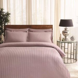 Lenjerie De Pat Place Lila TAC Din Bumbac Natural Dublu Satinat 300 TC Ambalaj Cadou Elegant