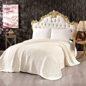 Pătură Embosată Cocolino Ecru Floral 200x220cm – Confort și Eleganță