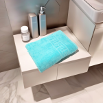 Prosop De Lux 70x130 cm 100% Bumbac Pieptănat 650 g/mp Sky Blue Ultra-Absorbant Elegant - imagine 2