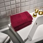 Set 3 Prosoape Luxury Burgundy 100% Bumbac 70x130 cm Ultra-Moale 650 g/mp - imagine 2