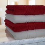 Set 4 prosoape de lux 50x90 cm, 100% bumbac, ultra-absorbante, Alb& Roșu – PremiumSleep.ro