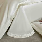 Lenjerie De Pat cu broderie Bumbac Satinat 100% Deluxe Antisifonare -Ambalaj Cadou Elegant