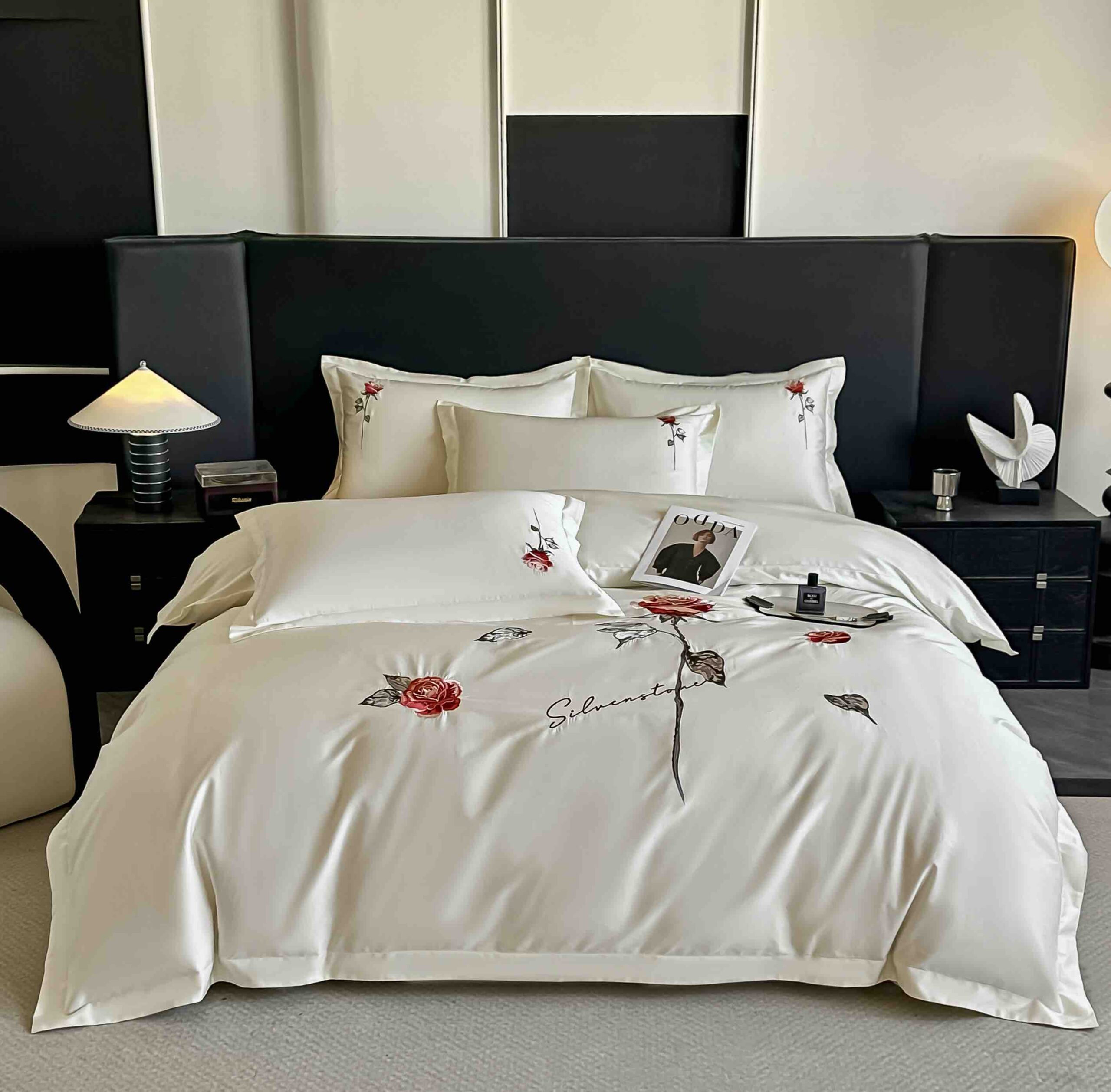 Lenjerie De Pat cu broderie Bumbac Satinat 100% Deluxe Antisifonare -Ambalaj Cadou Elegant Lenjerie De Pat cu broderie Bumbac Satinat 100% Deluxe Antisifonare -Ambalaj Cadou Elegant